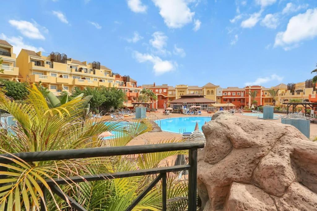 Luxury House Granada Park Villa Arona  Dış mekan fotoğraf
